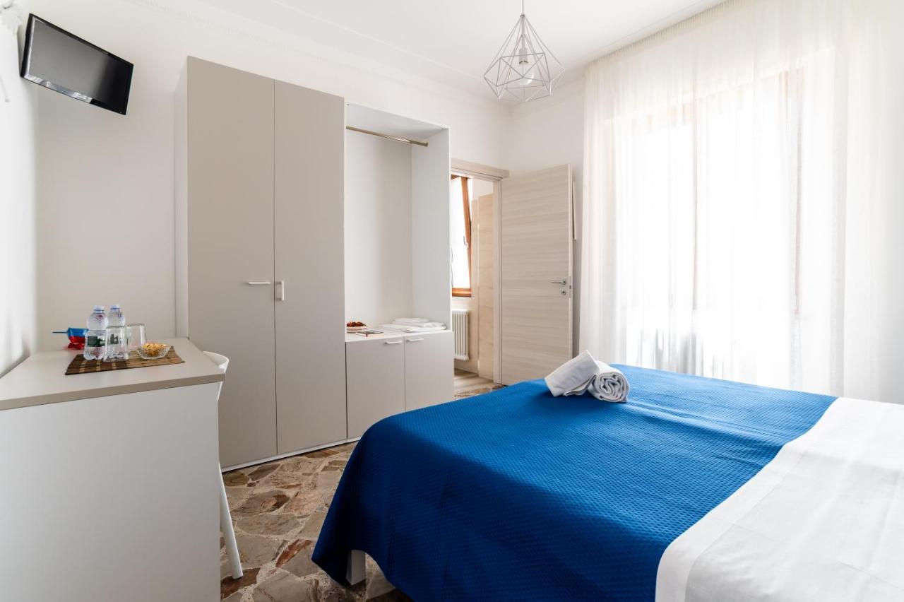 Le Calette Rooms - Puglia Mia Apartments Монополи Экстерьер фото