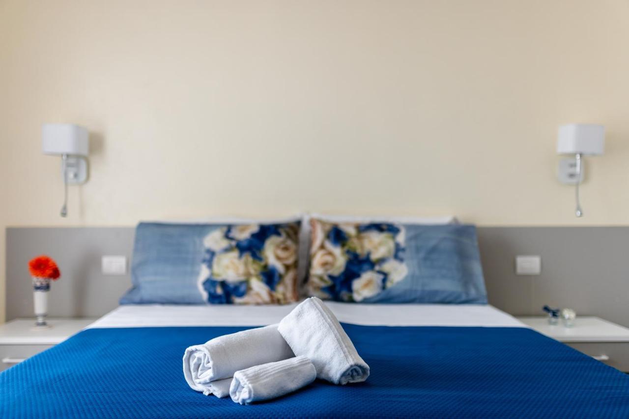 Le Calette Rooms - Puglia Mia Apartments Монополи Экстерьер фото