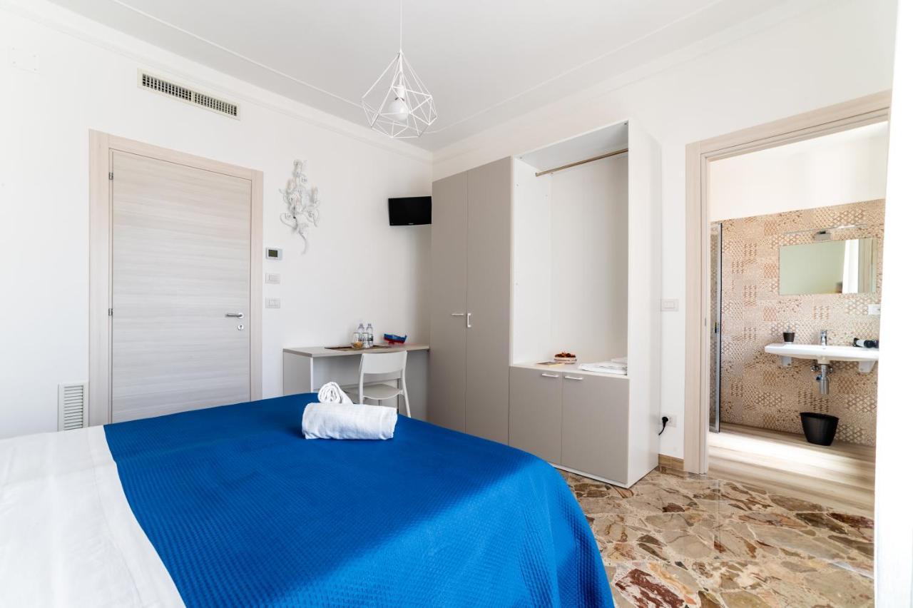 Le Calette Rooms - Puglia Mia Apartments Монополи Экстерьер фото